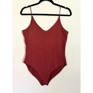 ✨NWOT✨ Spaghetti Strap Body Suit